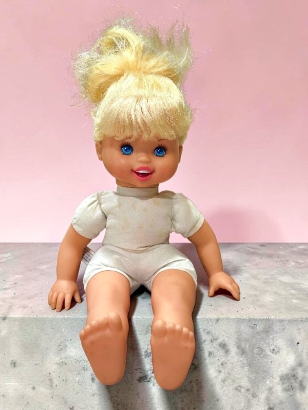 Vintage 2000 ToyMax Baby Doll 15 Inch Blonde Hair Blue Eyes Vinyl w Cloth Body